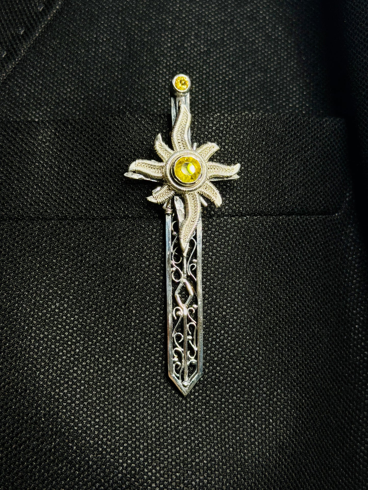 HELIOS CLAYMORE