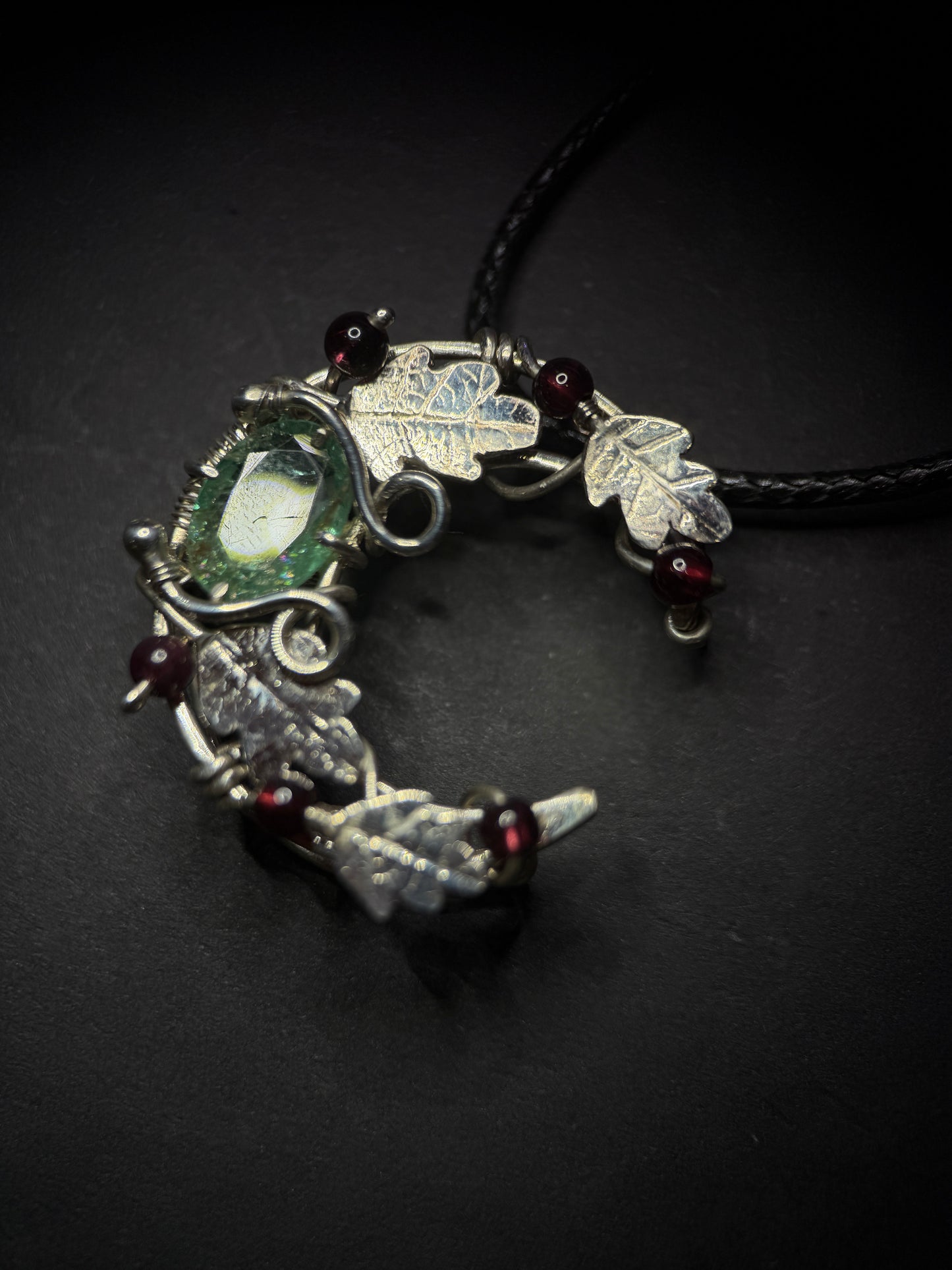 CRESCENT OAK PENDANT