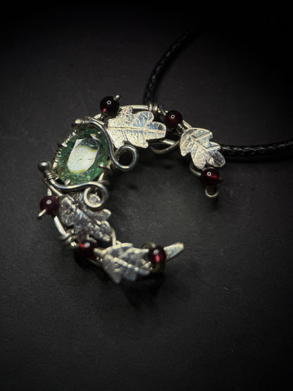 CRESCENT OAK PENDANT