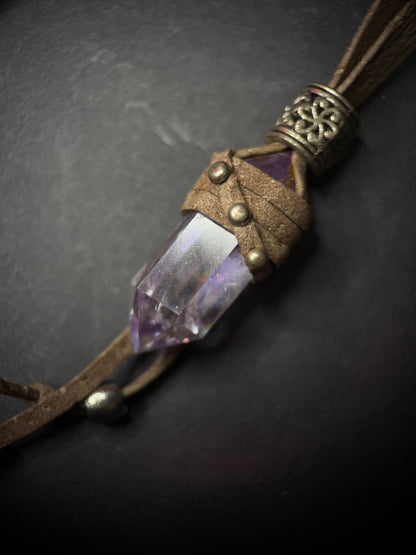 AMETHYST LEATHER NECKLACE