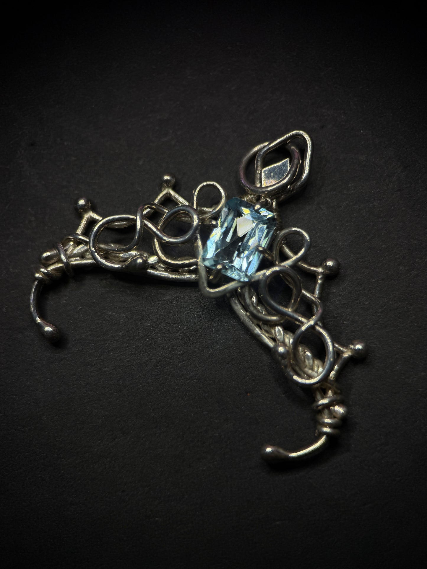 TIARA OF LIGHT PENDANT