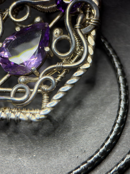 AMETHYST ROYAL CREST