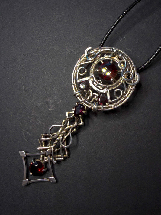 HAND OF TIME PENDANT