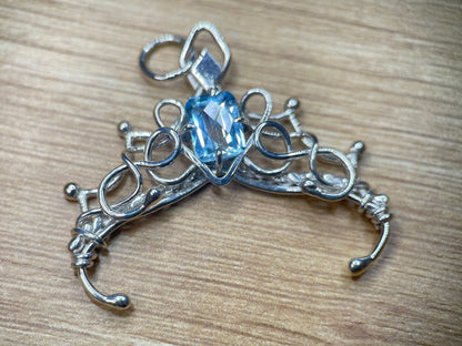TIARA OF LIGHT PENDANT