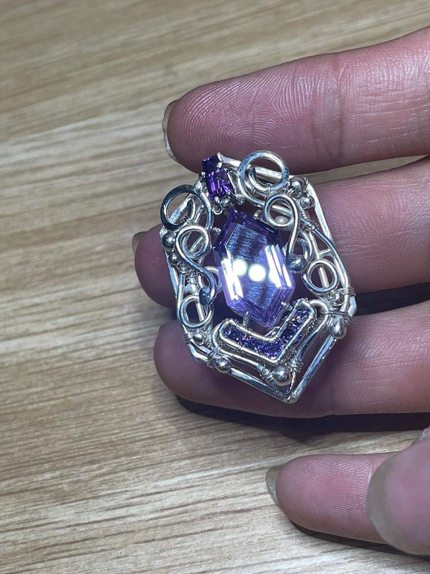 AMETHYST ROYAL CREST