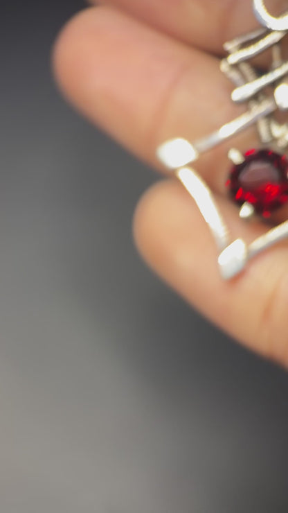 HAND OF TIME PENDANT