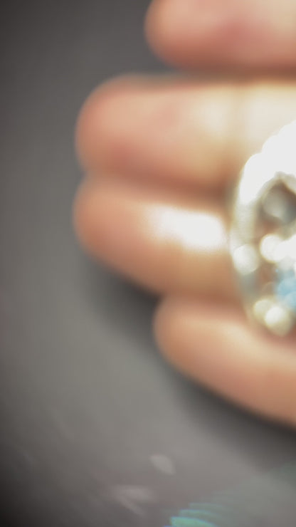 FALLEN LEAF PENDANT - TOPAZ